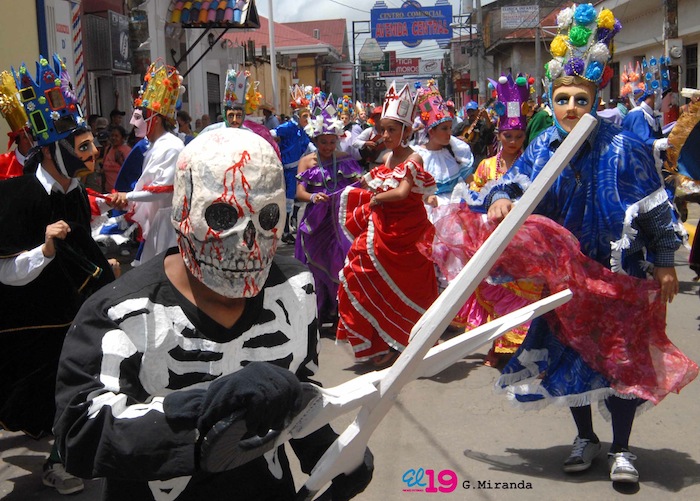 Tope de Santos en Carazo