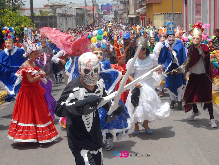 Tope de Santos en Carazo
