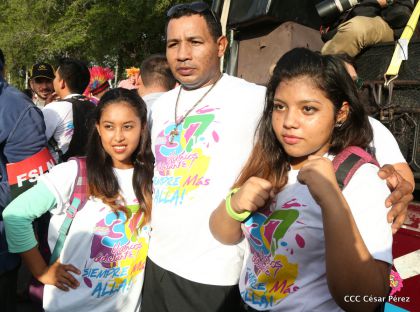 Juventud, Adelante con Daniel!