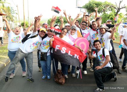 Juventud, Adelante con Daniel!