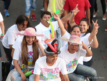 Juventud, Adelante con Daniel!