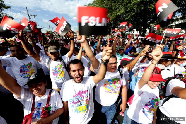 Juventud, Adelante con Daniel!