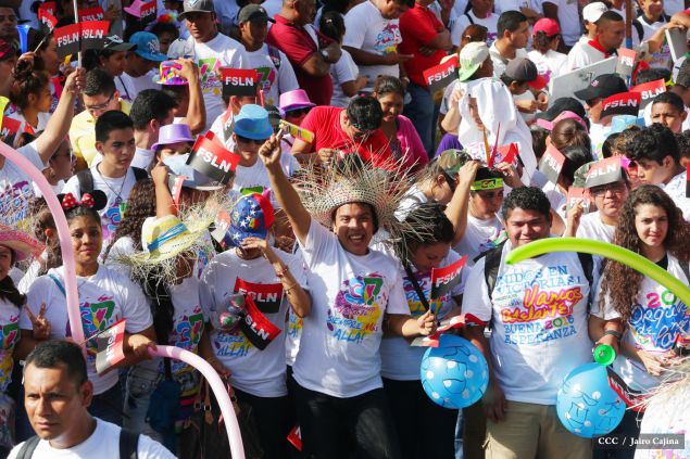 Juventud, Adelante con Daniel!