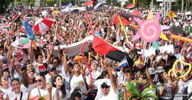 Juventud, Adelante con Daniel!