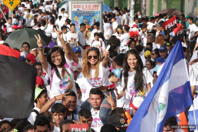 Juventud, Adelante con Daniel!