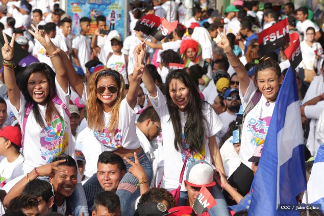 Juventud, Adelante con Daniel!