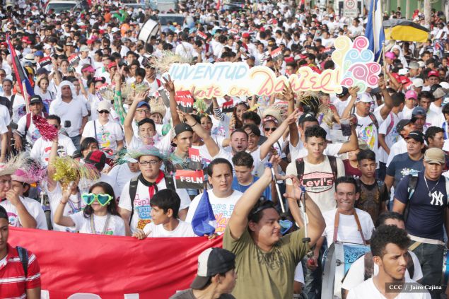 Juventud, Adelante con Daniel!