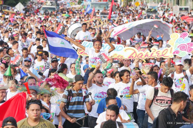 Juventud, Adelante con Daniel!