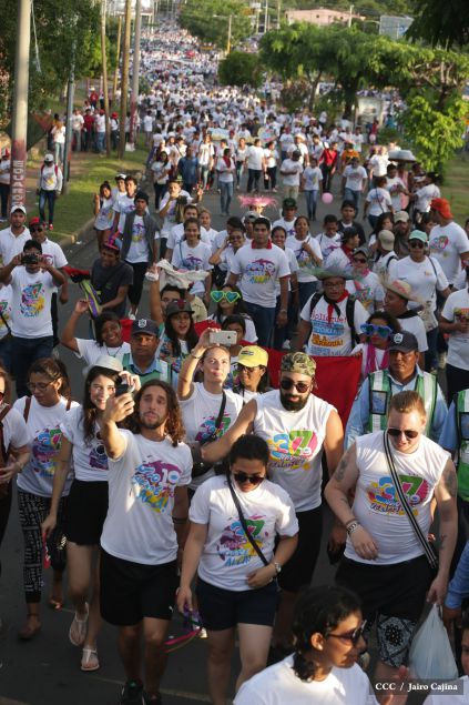 Juventud, Adelante con Daniel!