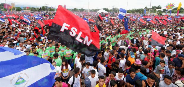 Daniel y Rosario celebran el 37 Aniversario de la Revolución Popular Sandinista