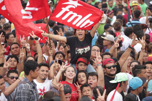 Daniel y Rosario celebran el 37 Aniversario de la Revolución Popular Sandinista