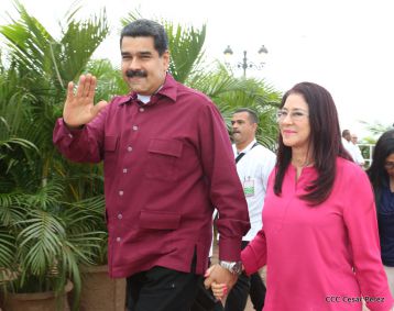 Daniel y Rosario celebran el 37 Aniversario de la Revolución Popular Sandinista