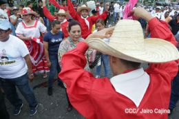 Managuas celebran la popular Roza del Camino