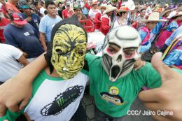 Managuas celebran la popular Roza del Camino