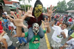 Managuas celebran la popular Roza del Camino