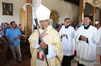 Cardenal Brenes oficia Misa en honor a Santa Ana