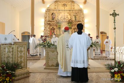Cardenal Brenes oficia Misa en honor a Santa Ana