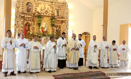 Cardenal Brenes oficia Misa en honor a Santa Ana