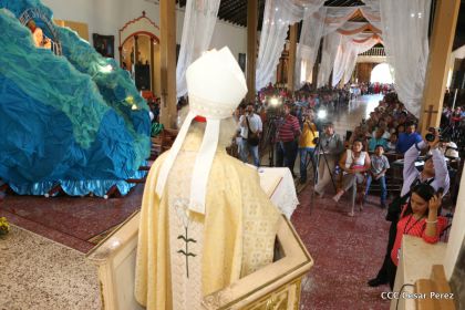 Cardenal Brenes oficia Misa en honor a Santa Ana