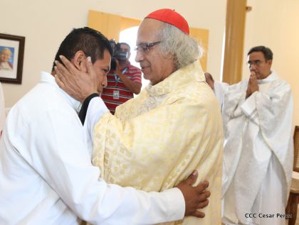 Cardenal Brenes oficia Misa en honor a Santa Ana
