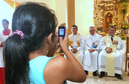 Cardenal Brenes oficia Misa en honor a Santa Ana