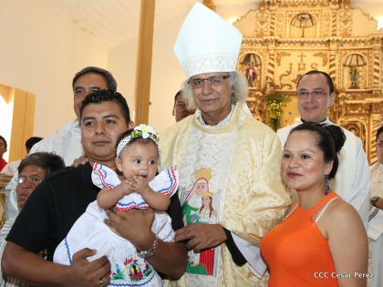 Cardenal Brenes oficia Misa en honor a Santa Ana