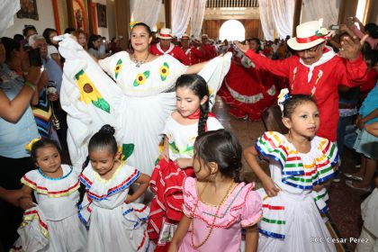 Cardenal Brenes oficia Misa en honor a Santa Ana