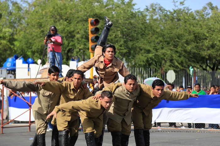 Inician Desfiles Patrios 2013