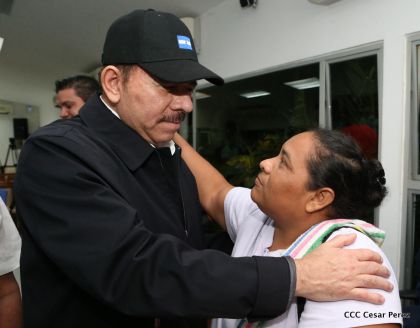 Presidente Daniel abandera a atletas nicaragüenses que participarán en Juegos Olímpicos y Paralímpicos Río 2016