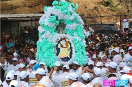 Miles acompañan a Santo Domingo en su recorrido por Managua