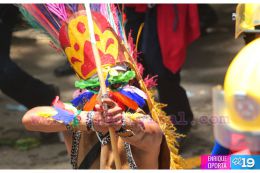 Miles acompañan a Santo Domingo en su recorrido por Managua