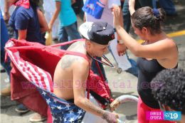 Miles acompañan a Santo Domingo en su recorrido por Managua