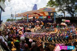 Miles acompañan a Santo Domingo en su recorrido por Managua