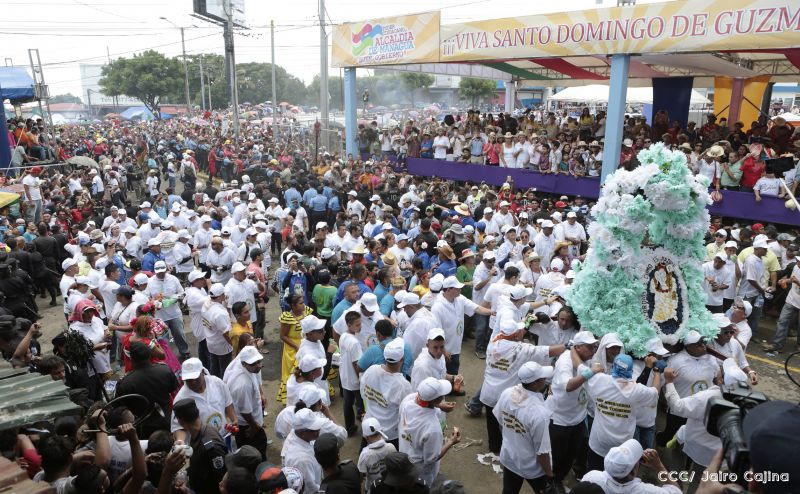 Bajada de Santo Domingo de Guzmán a Managua (1 de agosto 2016)