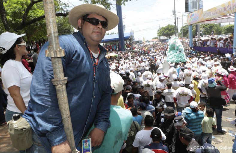Bajada de Santo Domingo de Guzmán a Managua (1 de agosto 2016)