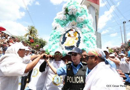 Bajada de Santo Domingo de Guzmán a Managua (1 de agosto 2016)