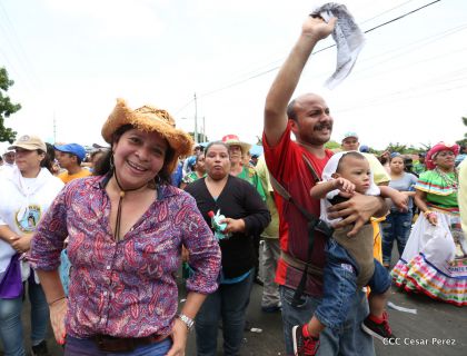 Bajada de Santo Domingo de Guzmán a Managua (1 de agosto 2016)