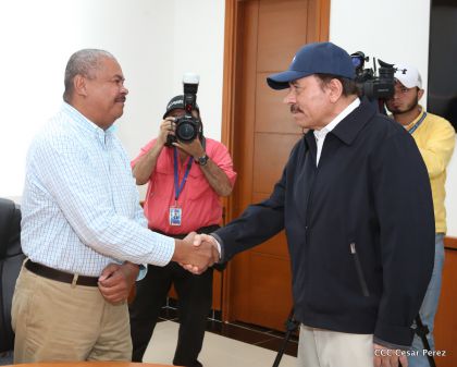 Daniel y Rosario, fórmula presidencial del Frente Sandinista y la Alianza Unida, Nicaragua Triunfa