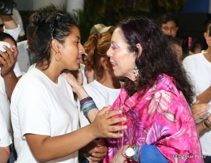 Daniel y Rosario, fórmula presidencial del Frente Sandinista y la Alianza Unida, Nicaragua Triunfa