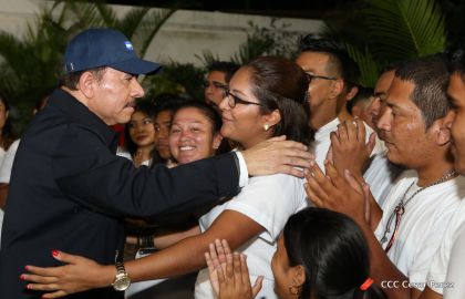 Daniel y Rosario, fórmula presidencial del Frente Sandinista y la Alianza Unida, Nicaragua Triunfa