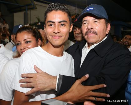 Daniel y Rosario, fórmula presidencial del Frente Sandinista y la Alianza Unida, Nicaragua Triunfa