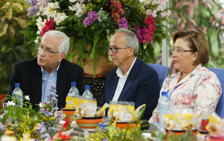 Presidente Daniel se reúne con presidentes y coordinadores de la VIII Conferencia Centroamericana y del Caribe de Microfinanzas