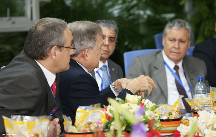 Presidente Daniel se reúne con presidentes y coordinadores de la VIII Conferencia Centroamericana y del Caribe de Microfinanzas