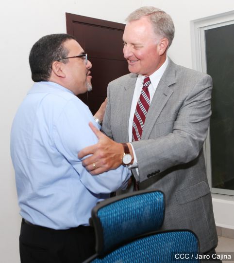 Presidente Daniel se reúne con miembros de Cargill y AMCHAM