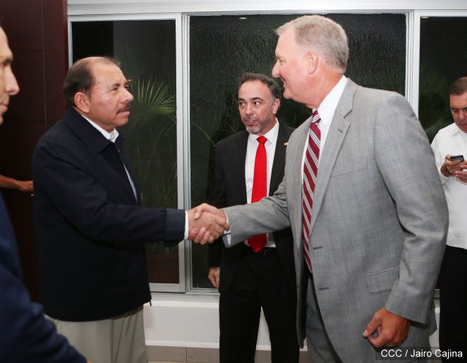 Presidente Daniel se reúne con miembros de Cargill y AMCHAM