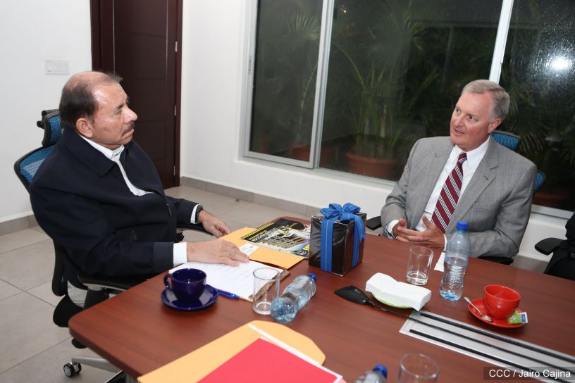 Presidente Daniel se reúne con miembros de Cargill y AMCHAM