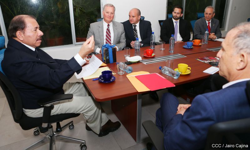 Presidente Daniel se reúne con miembros de Cargill y AMCHAM