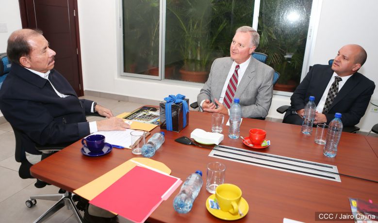 Presidente Daniel se reúne con miembros de Cargill y AMCHAM