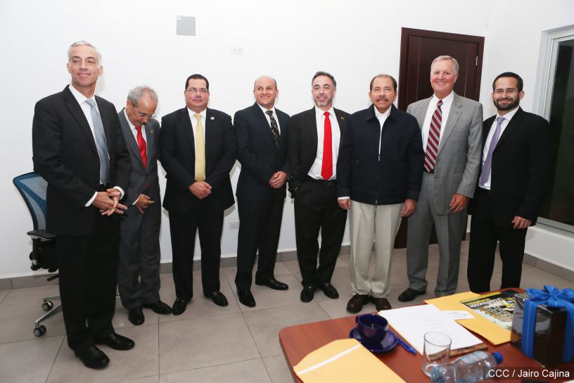Presidente Daniel se reúne con miembros de Cargill y AMCHAM
