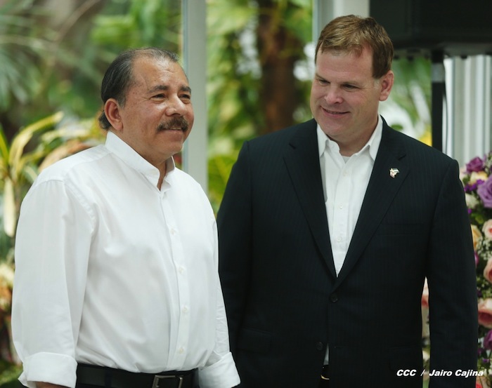 Presidente Daniel se reúne con Canciller de Canadá